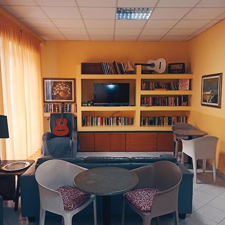 Hotel Armida Лаїгуелья Екстер'єр фото